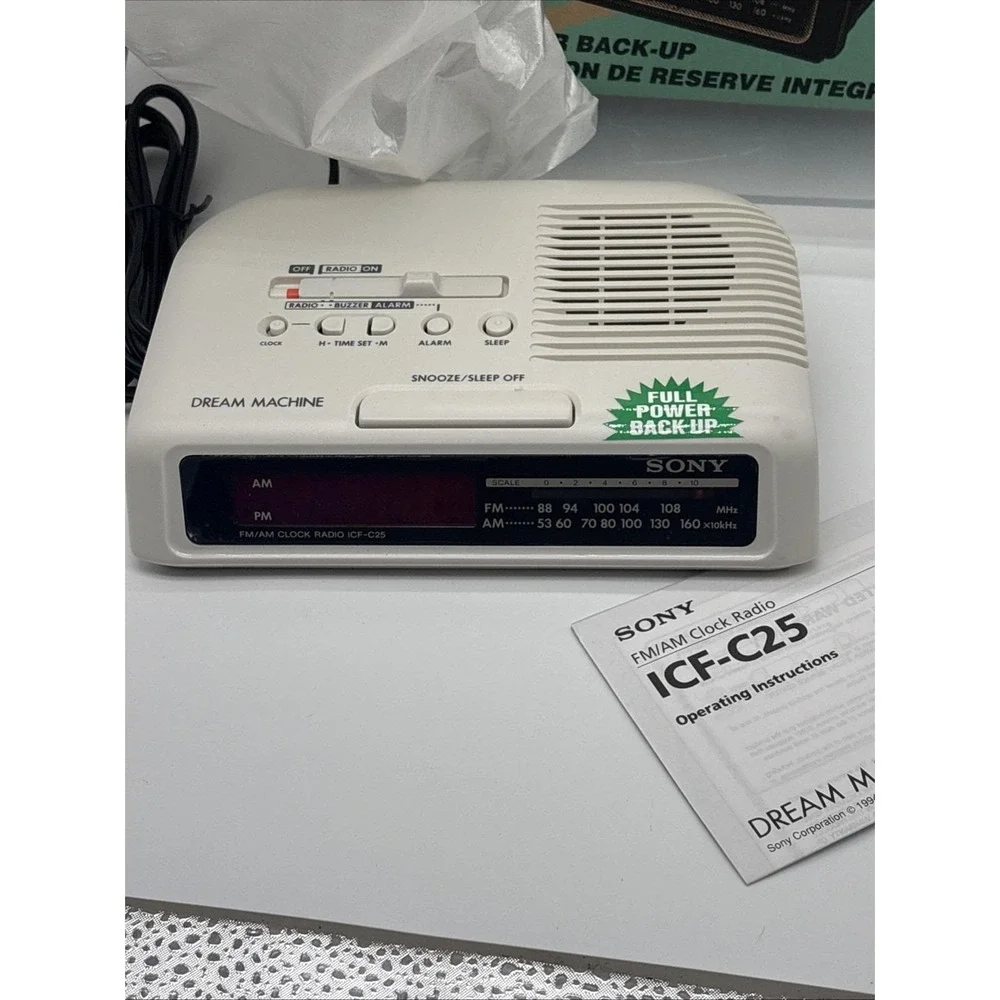 Sony Dream Machine Model ICF-C25 Clock Radio AM/FM Alarm White Vintage Open Box